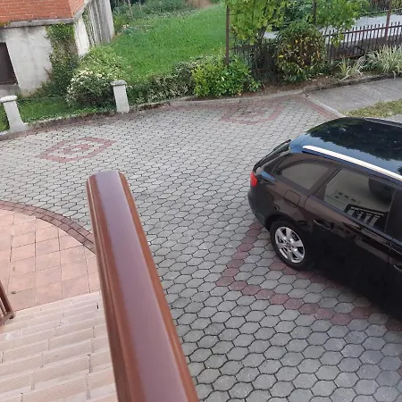 Obiteljska Kuca U Centru Posusja * Posušje